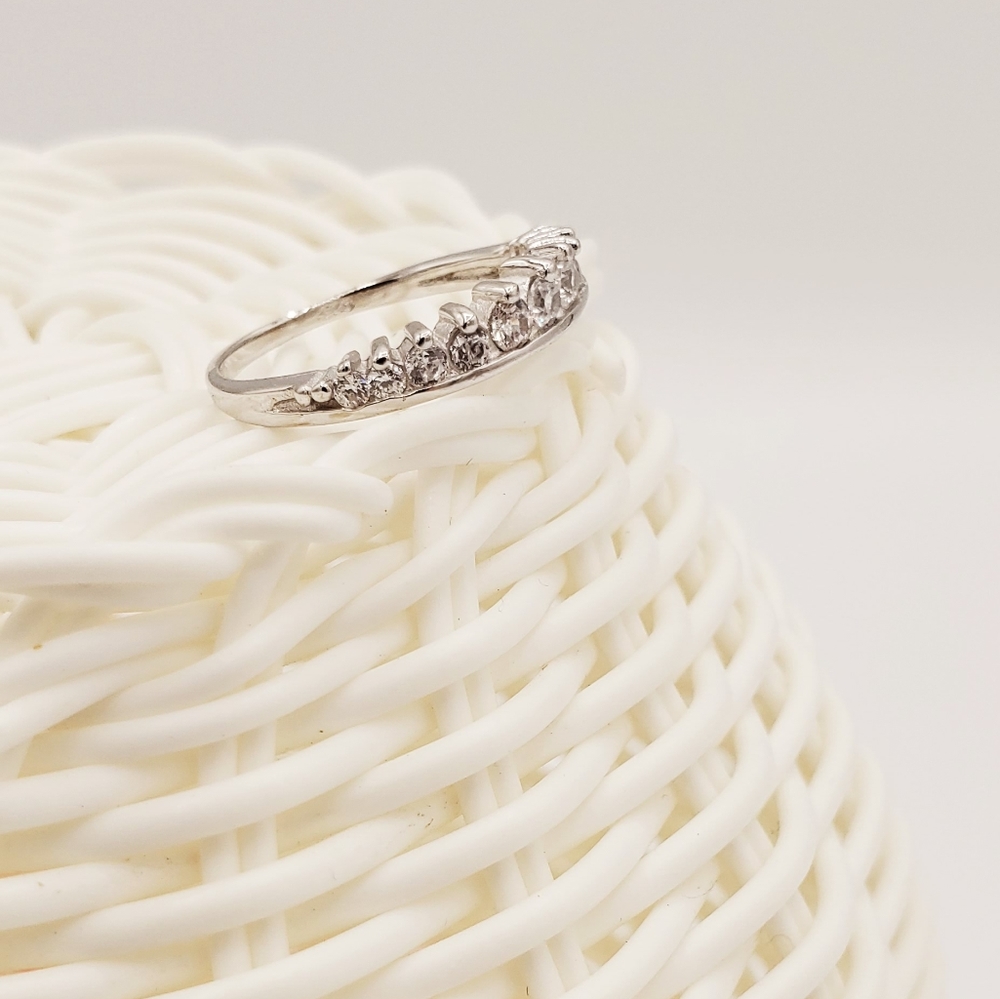 Sterling silver & cz ring NIB - Picture 3 of 9